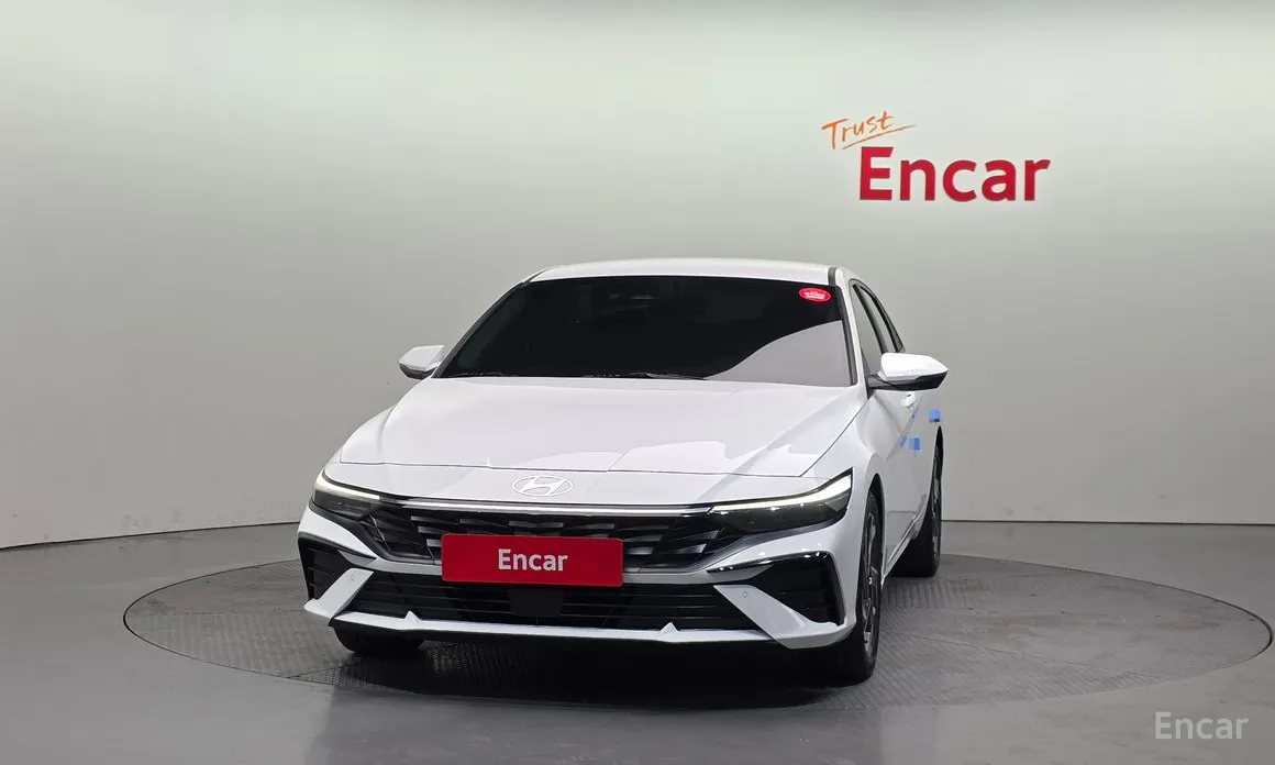 Фото 3 - Hyundai Avante