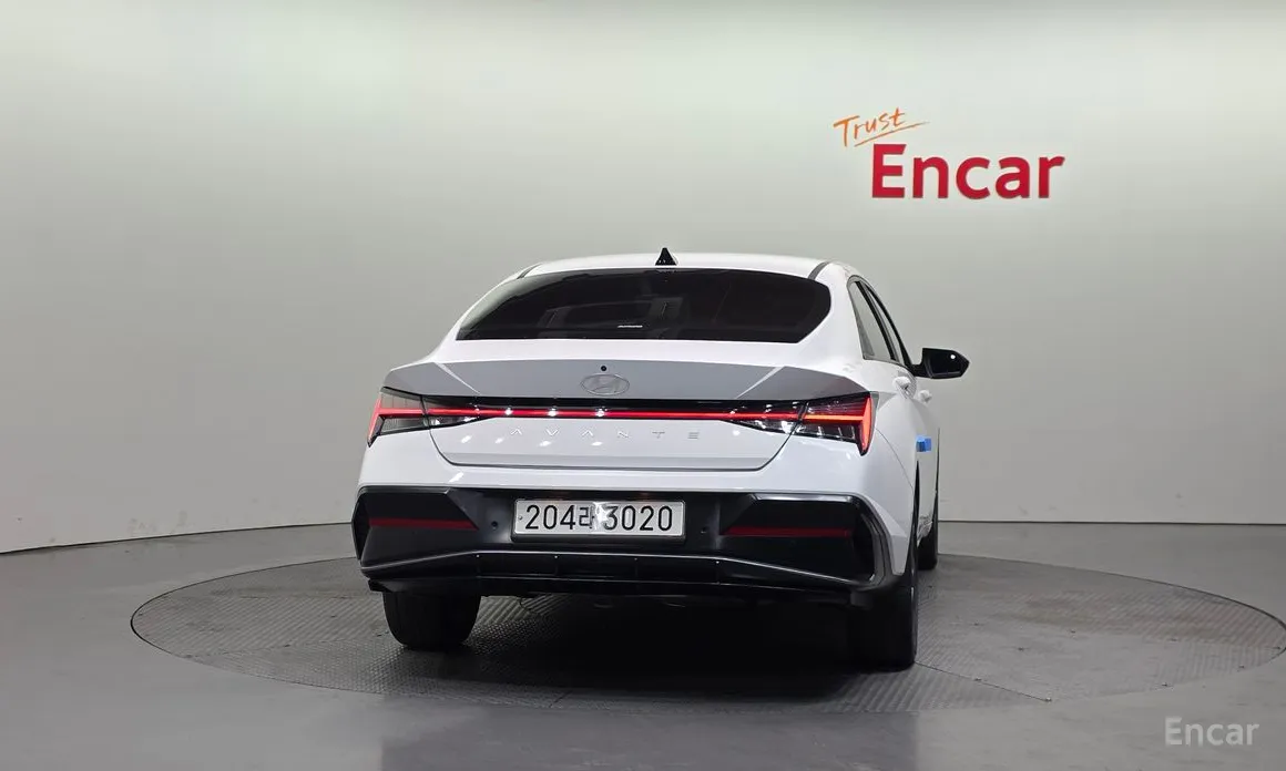 Фото 4 - Hyundai Avante