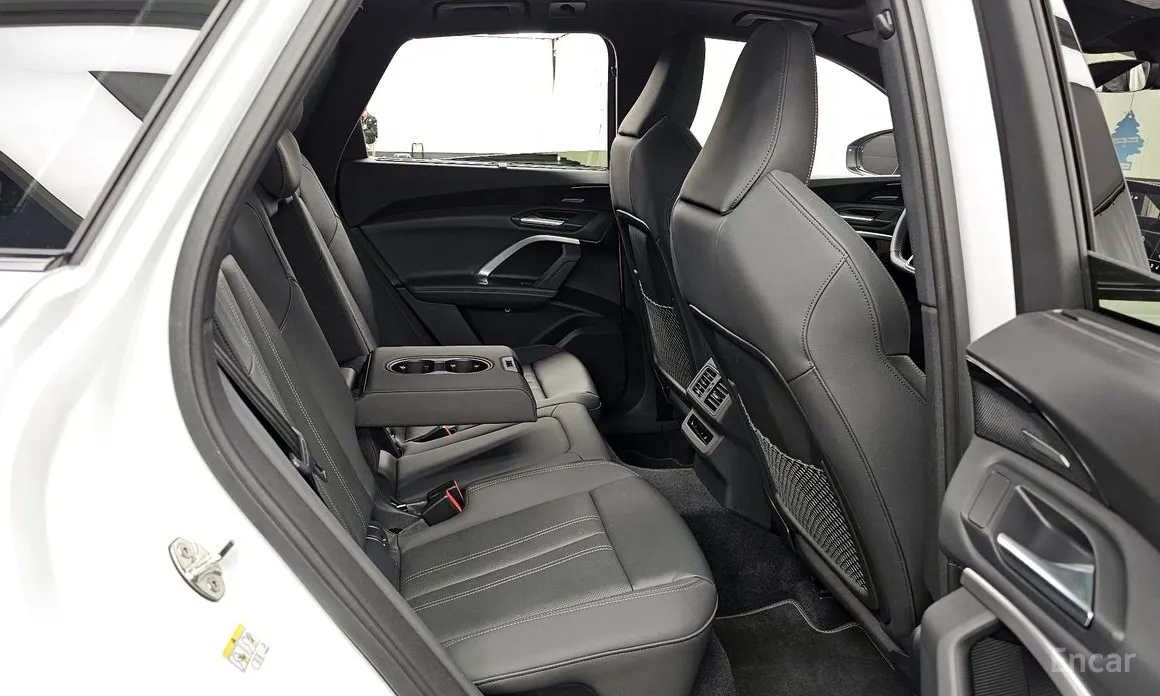 Фото 12 - Audi Q5