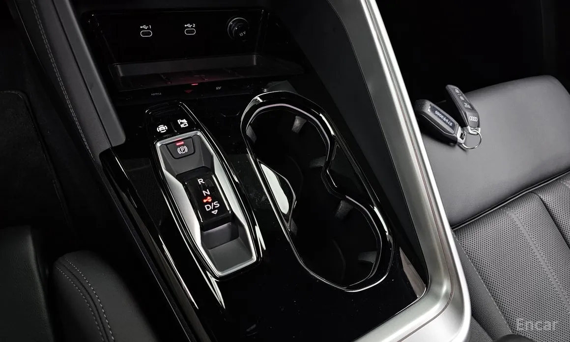 Фото 9 - Audi Q5