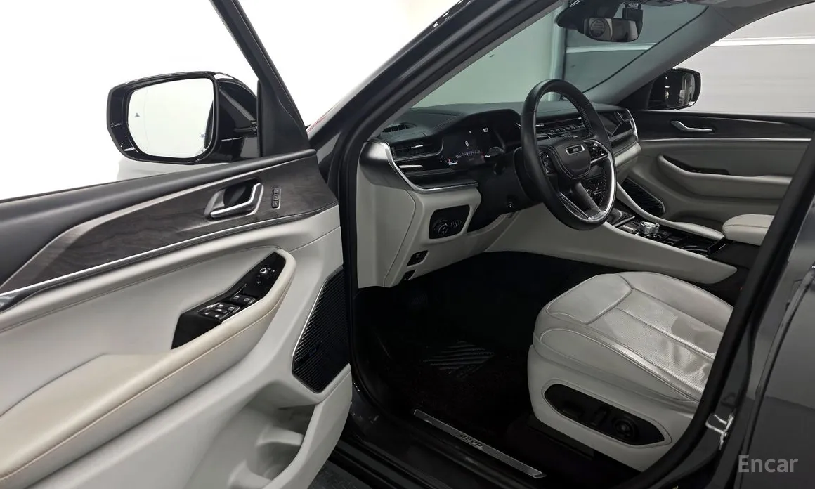 Jeep Cherokee 2021 L 3.6 Overland