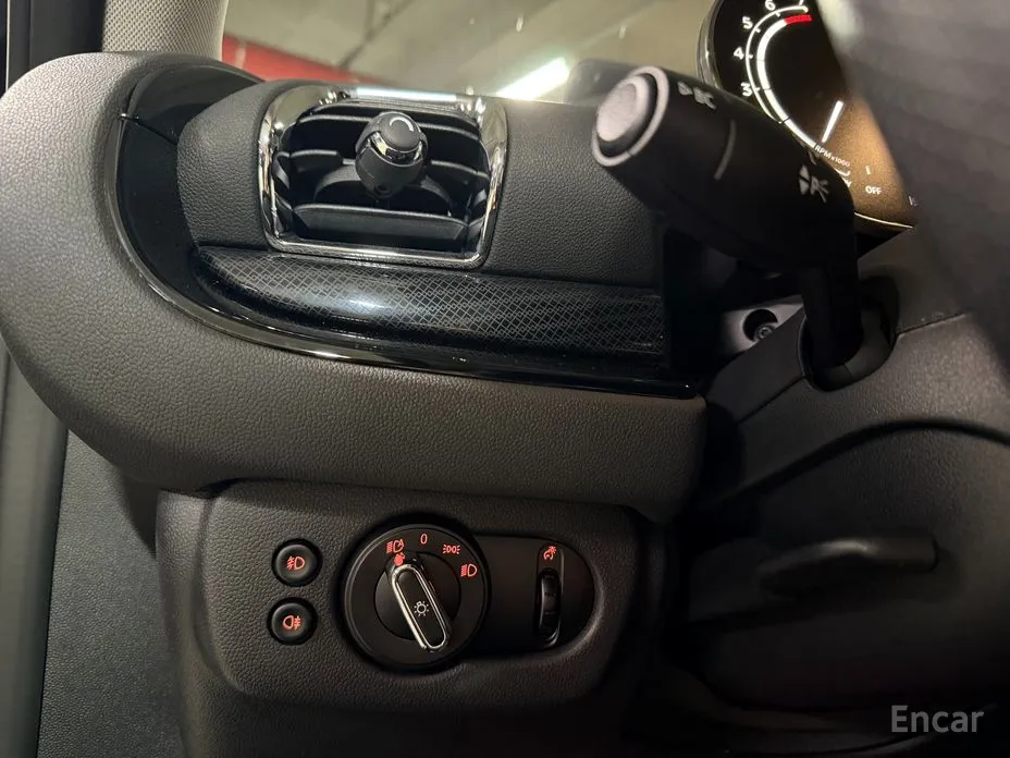 Фото 16 - Mini Clubman