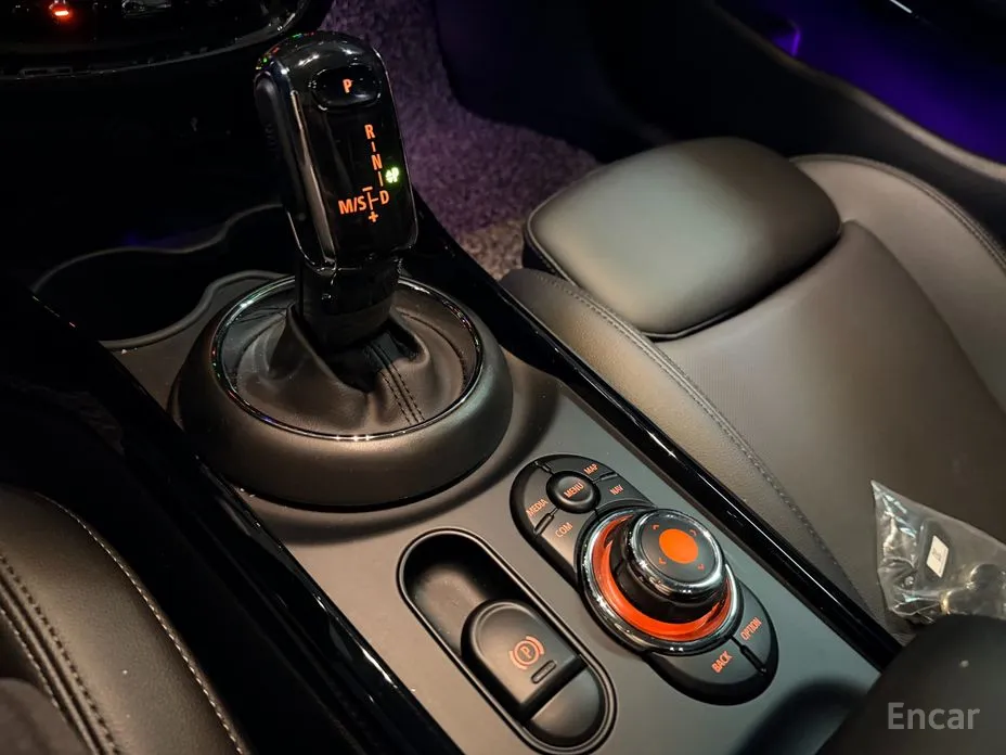 Фото 9 - Mini Clubman