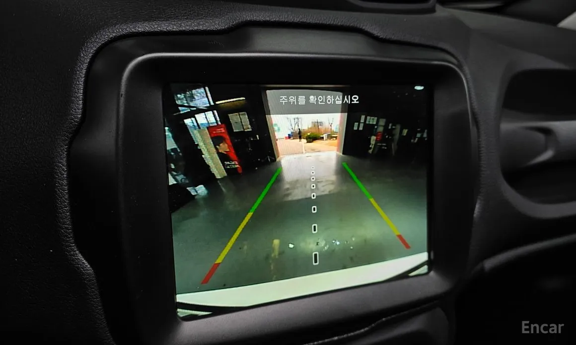 Фото 15 - Jeep Renegade