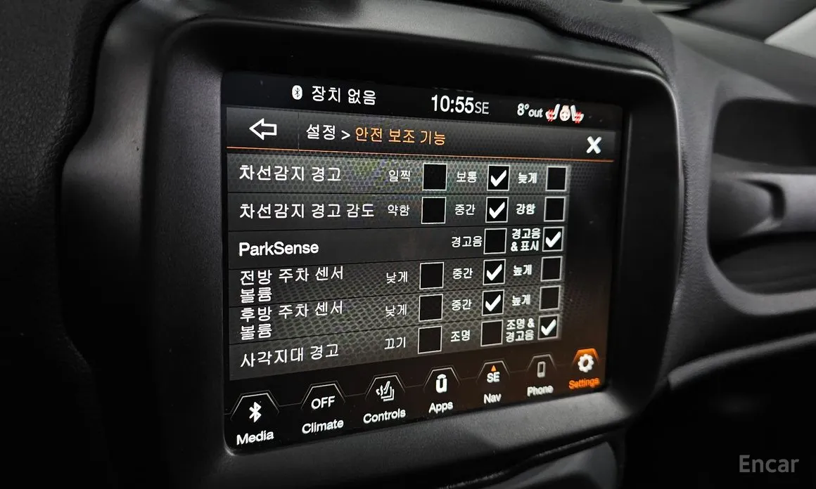 Фото 17 - Jeep Renegade