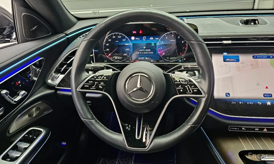 Фото 13 - Mercedes-Benz E-Class