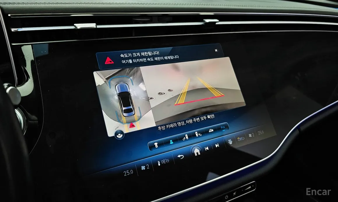 Фото 15 - Mercedes-Benz E-Class