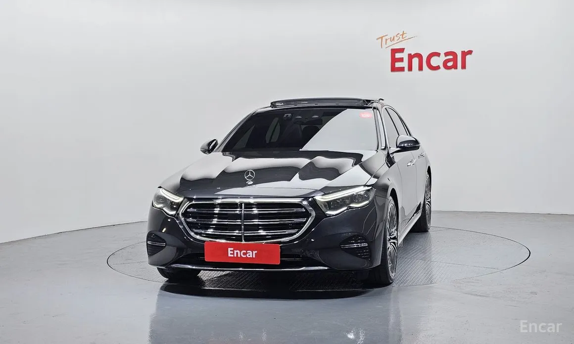 Фото 3 - Mercedes-Benz E-Class