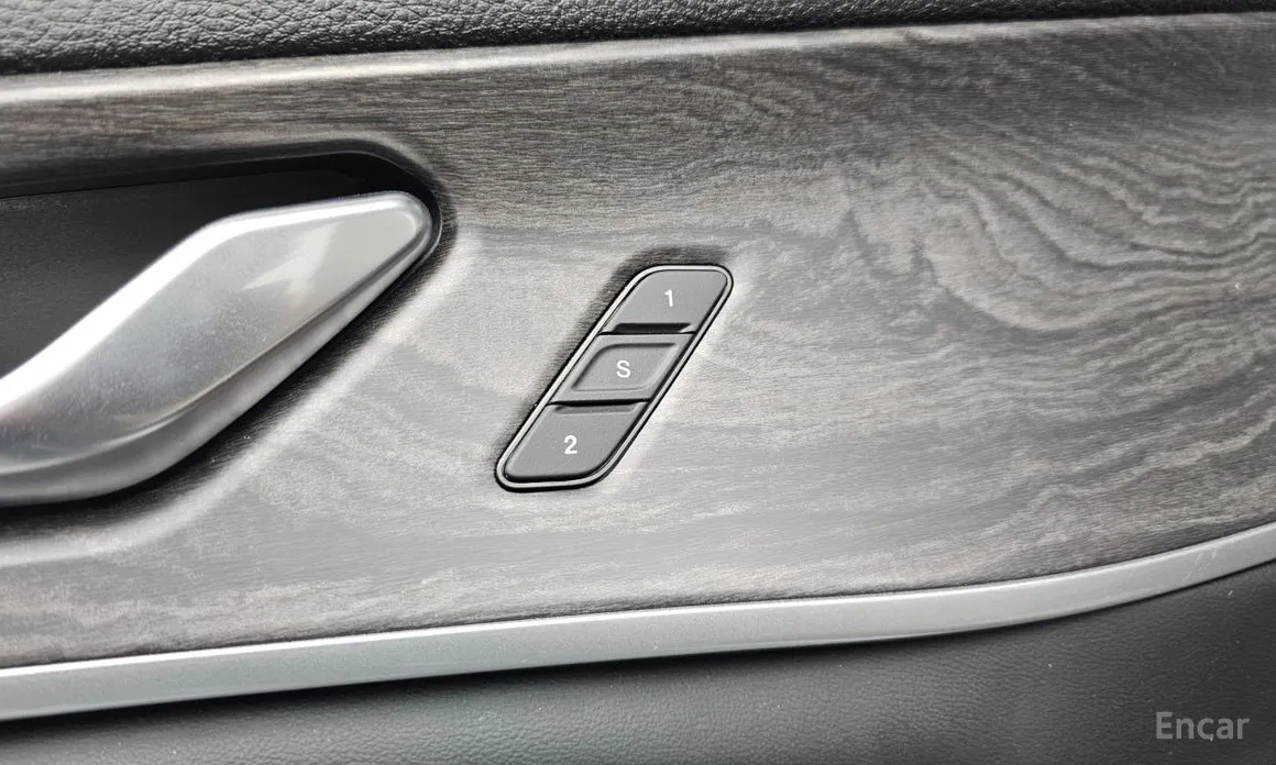 Фото 17 - Jeep Cherokee