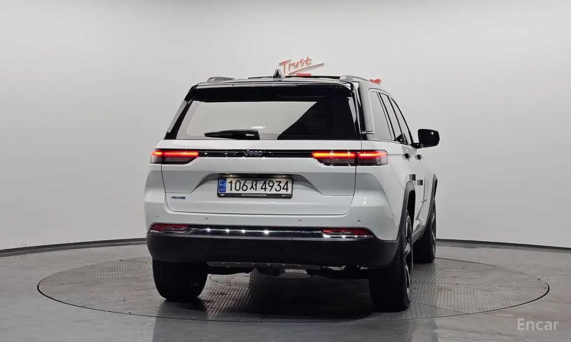 Фото 4 - Jeep Cherokee