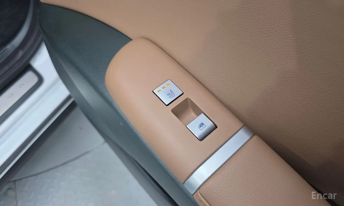 Фото 19 - Hyundai Grandeur