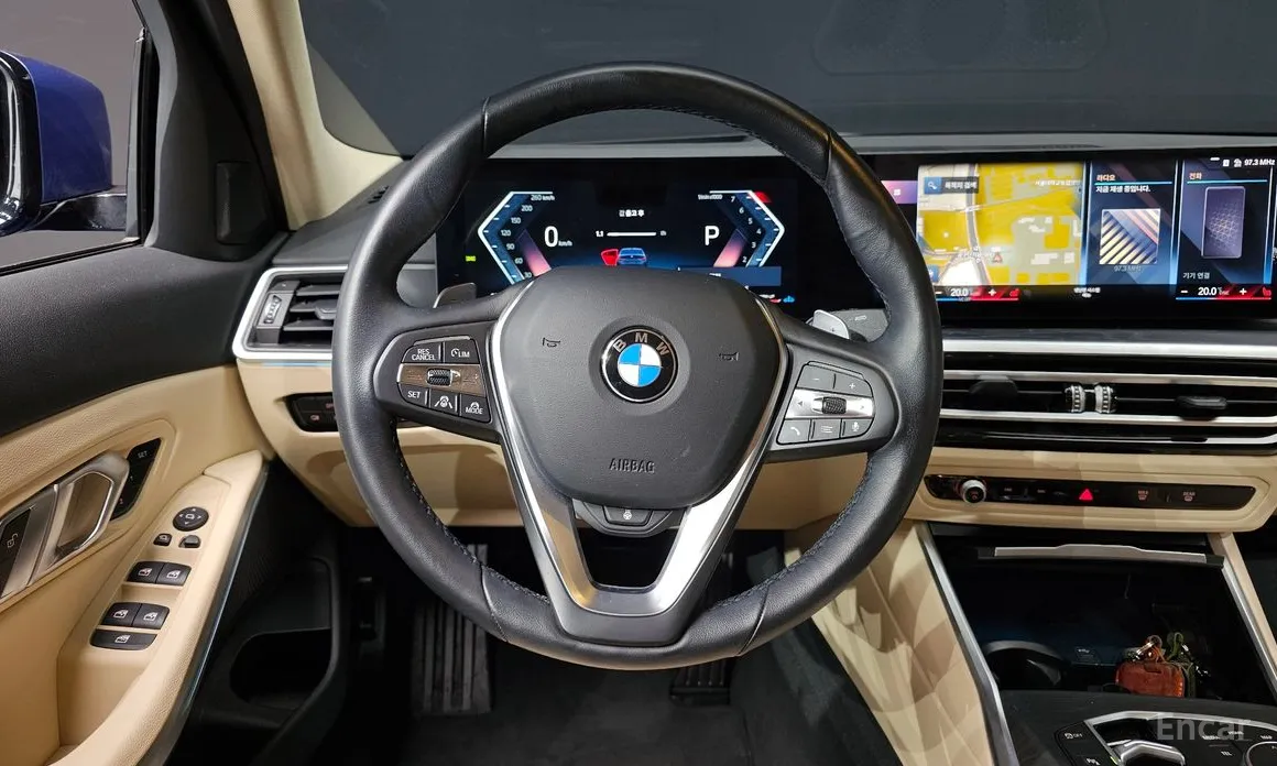 Photo 13 - BMW 3 Series