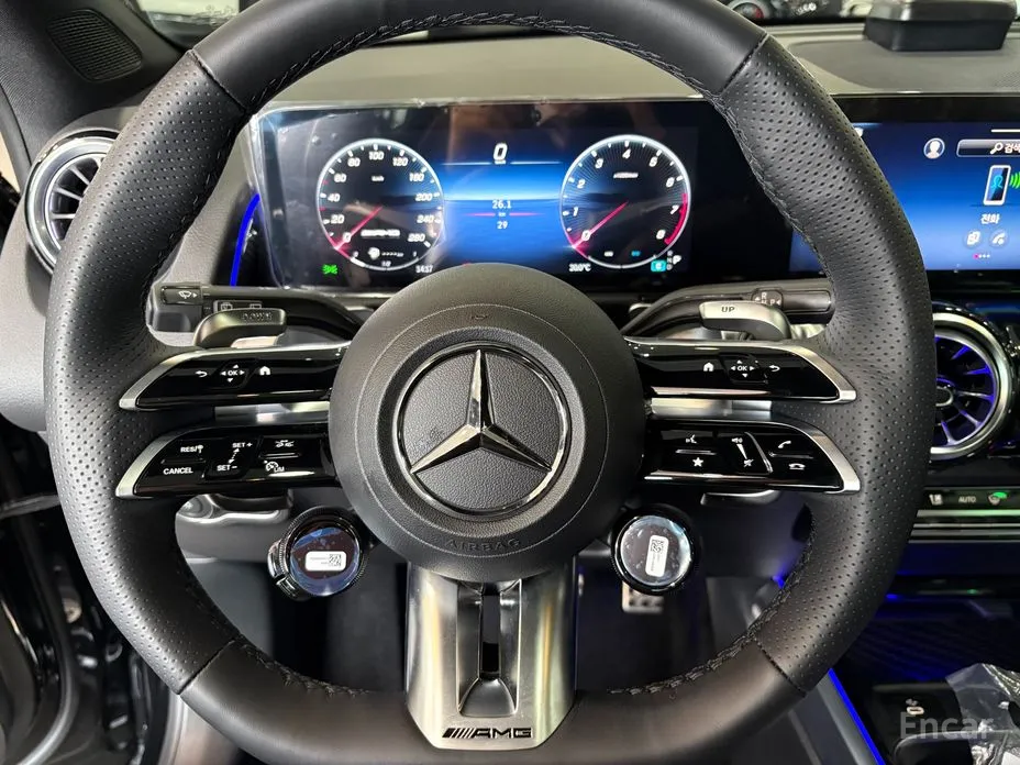 Mercedes-Benz GLB-Class 2020 AMG GLB35 4MATIC