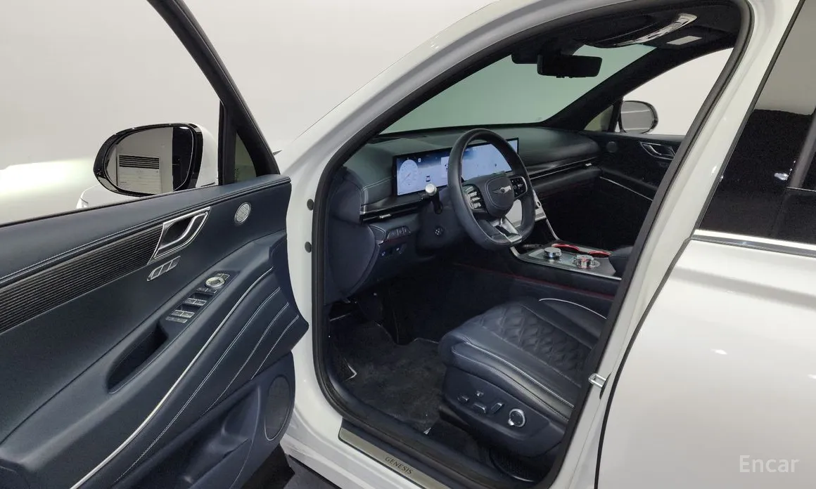 Фото 10 - Genesis GV80