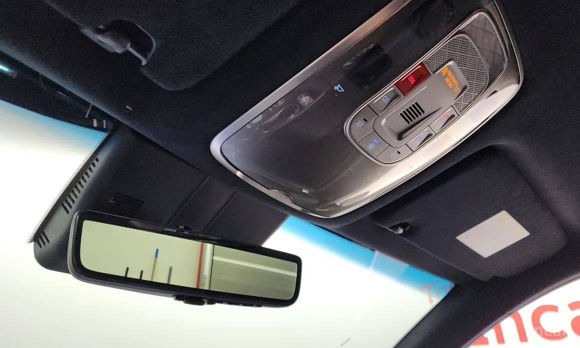 Фото 17 - Genesis GV80