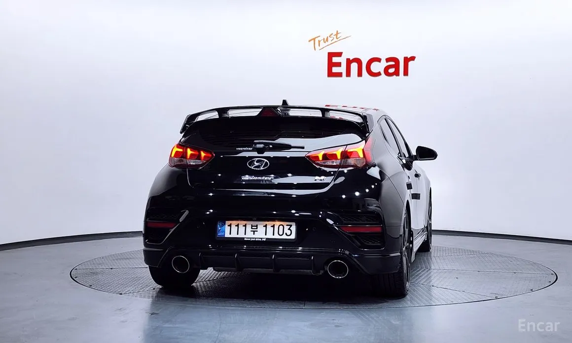 Photo 4 - Hyundai Veloster