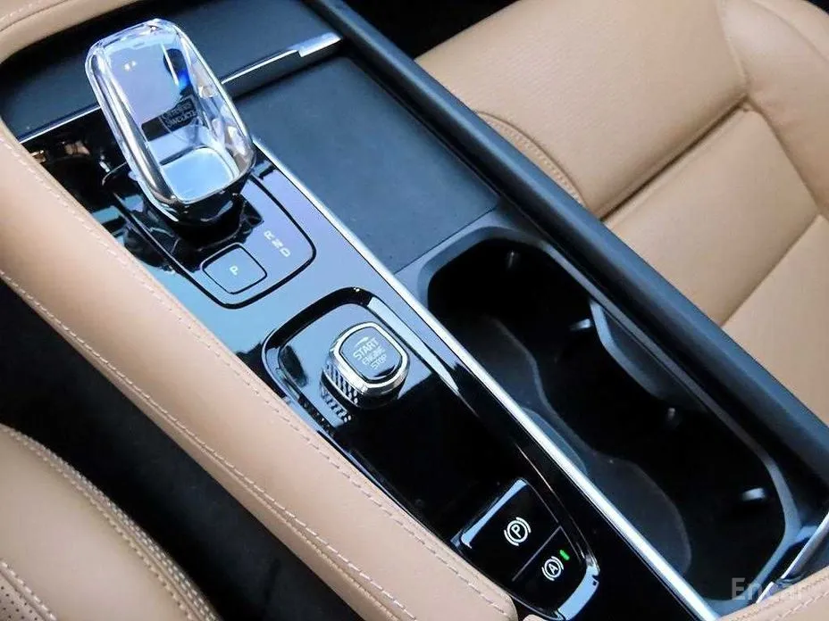 Photo 12 - Volvo XC90