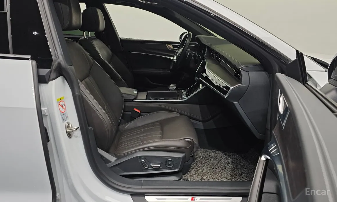 Audi A7 2018 55 TFSI Quattro Premium