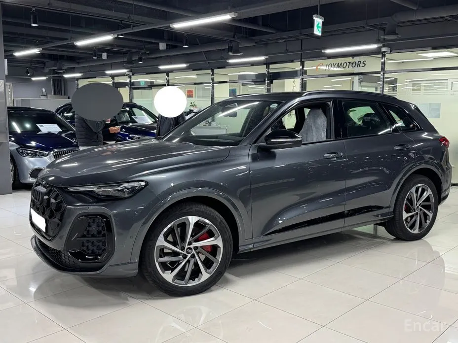 Фото 2 - Audi Q5