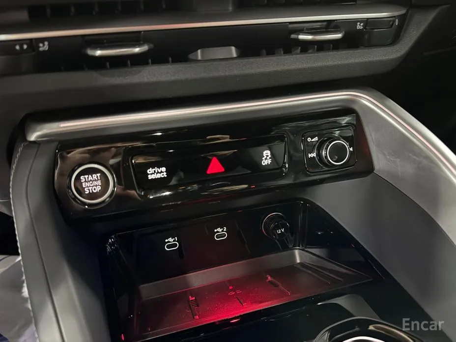 Фото 9 - Audi Q5