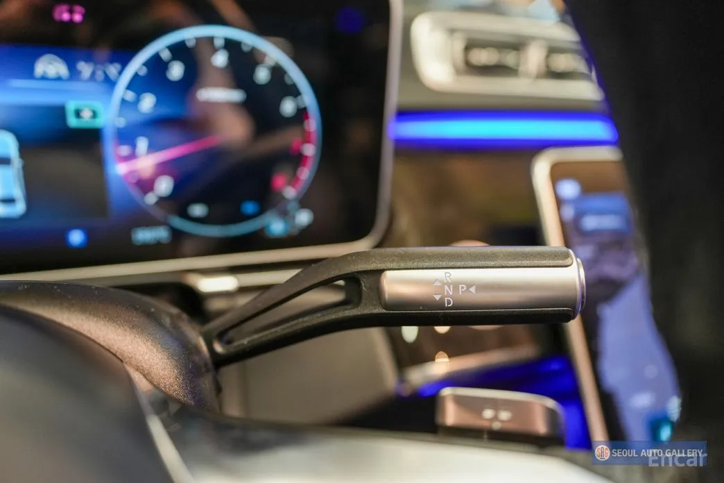 Фото 10 - Mercedes-Benz S-Class