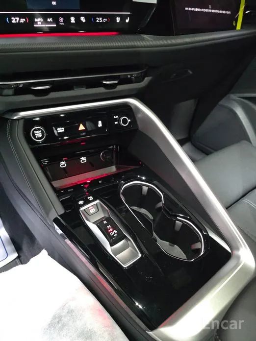 Фото 16 - Audi Q5