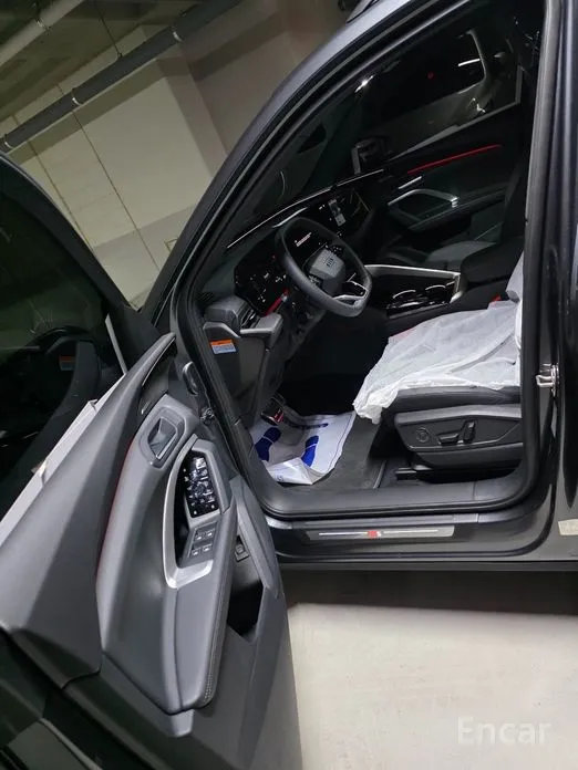 Фото 8 - Audi Q5