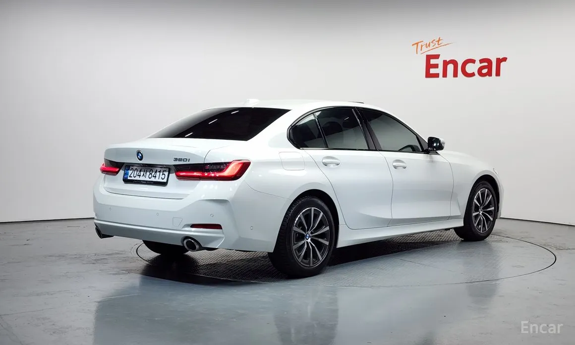 Фото 2 - BMW 3 Series