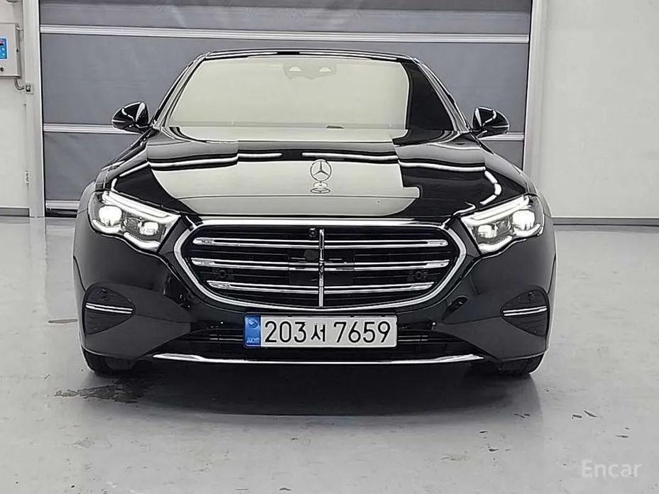 Фото 2 - Mercedes-Benz E-Class