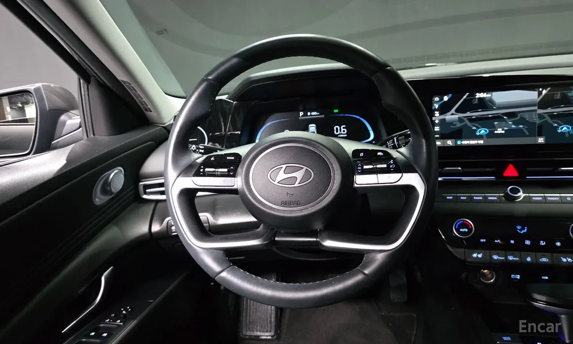 Фото 13 - Hyundai Avante