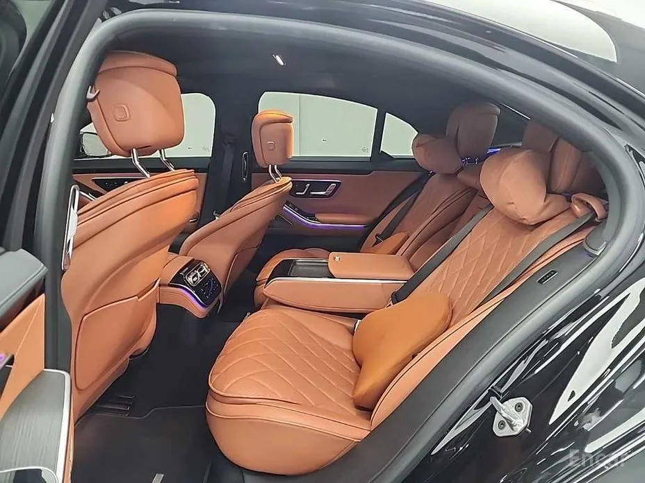 Фото 12 - Mercedes-Benz S-Class