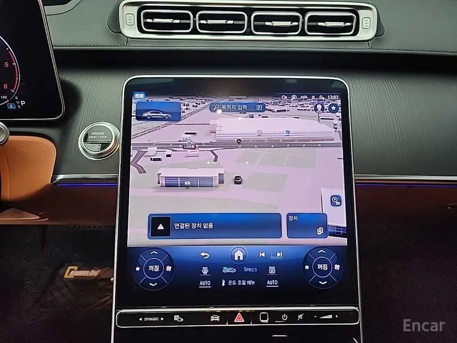 Фото 16 - Mercedes-Benz S-Class