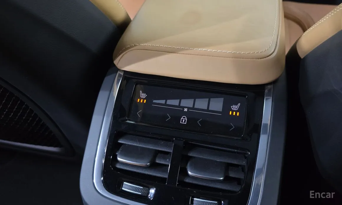 Фото 18 - Volvo S60