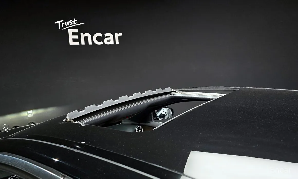 Фото 19 - Mercedes-Benz E-Class