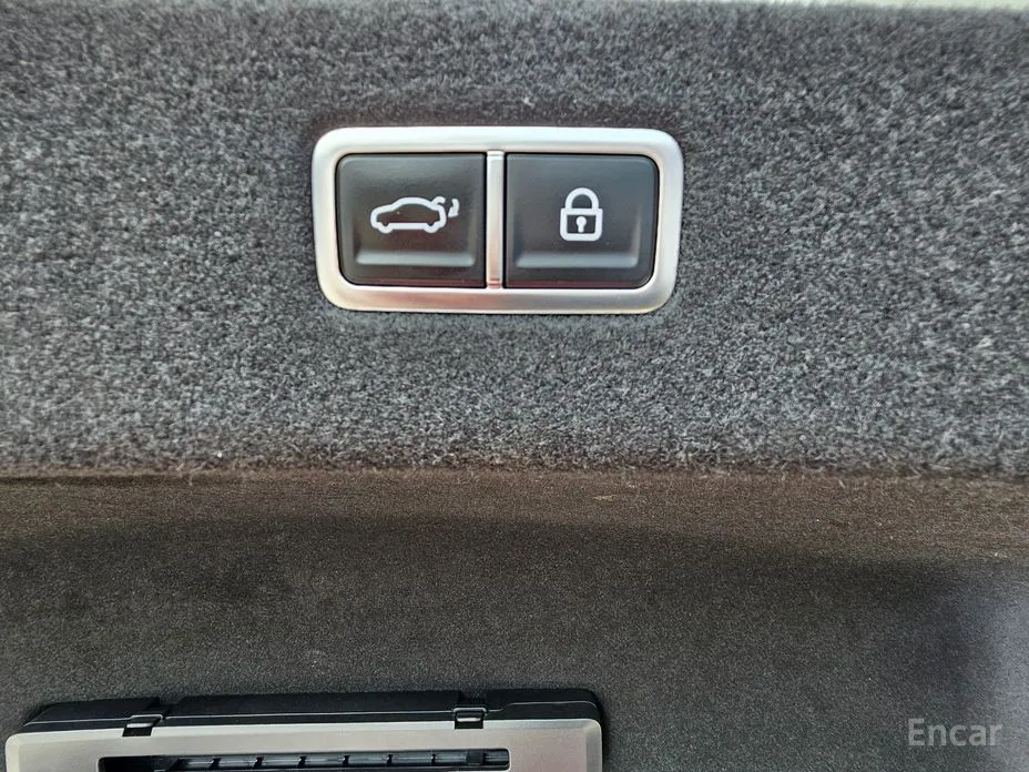 Фото 19 - Genesis G90