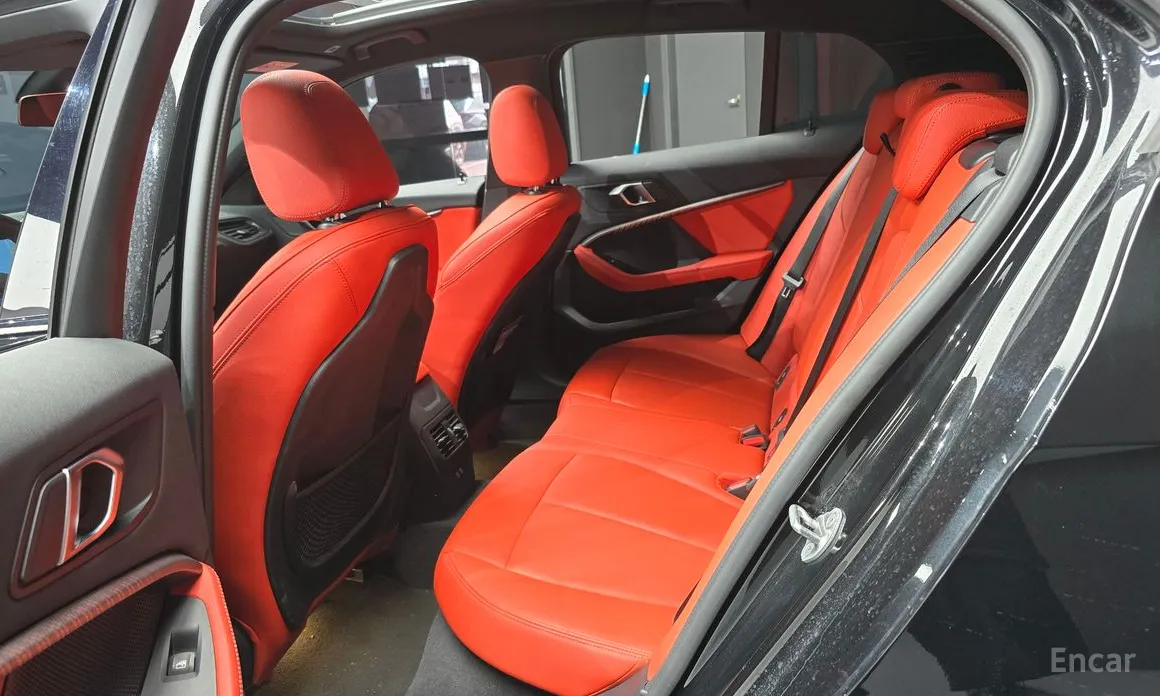 Фото 12 - BMW 1 Series