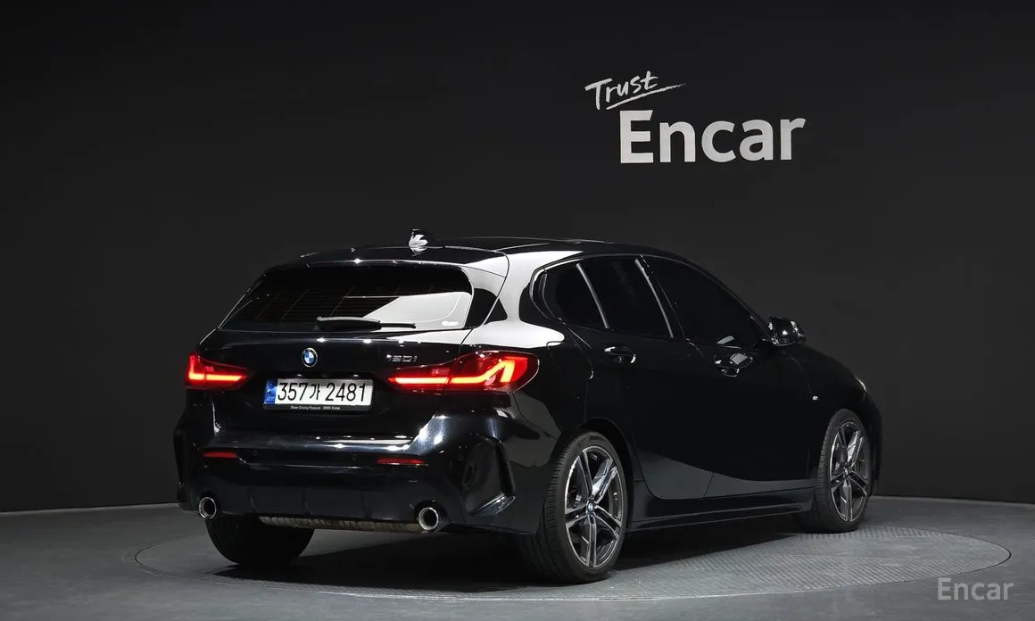 Фото 2 - BMW 1 Series