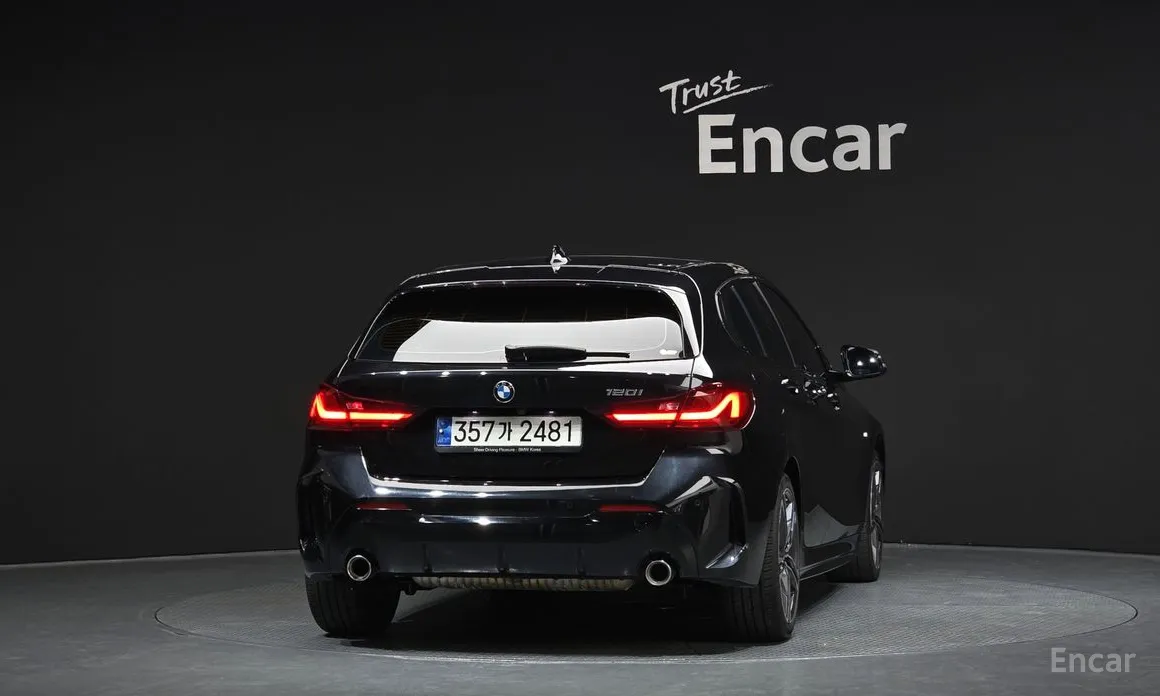 Фото 4 - BMW 1 Series