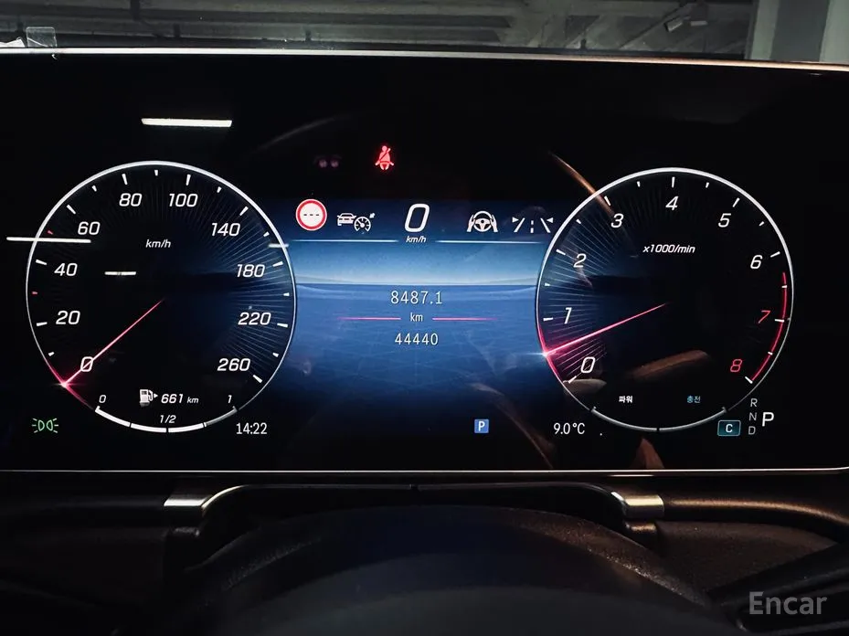 Фото 8 - Mercedes-Benz S-Class