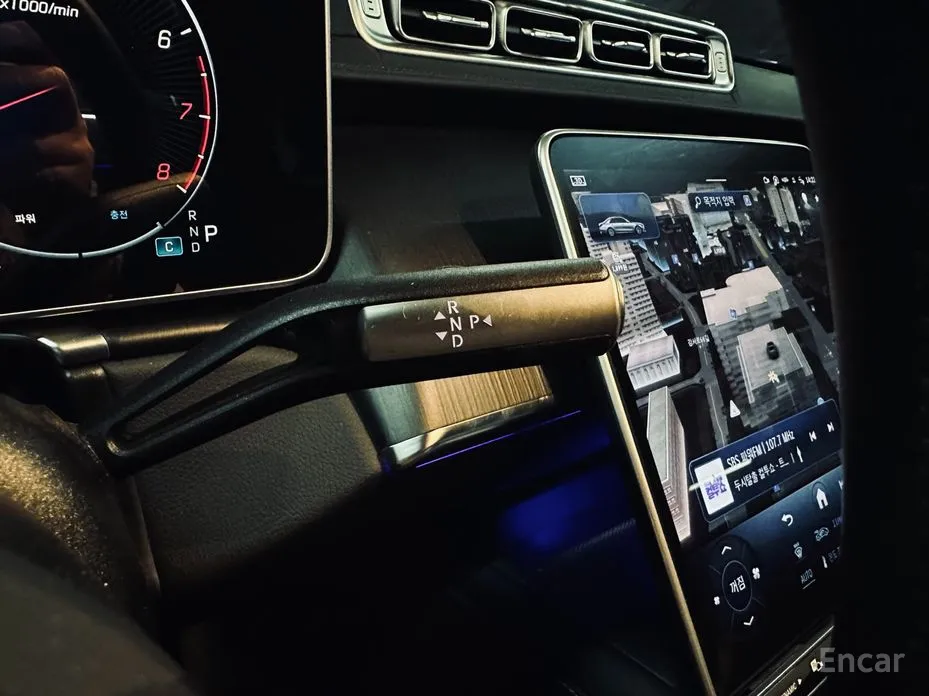 Фото 9 - Mercedes-Benz S-Class