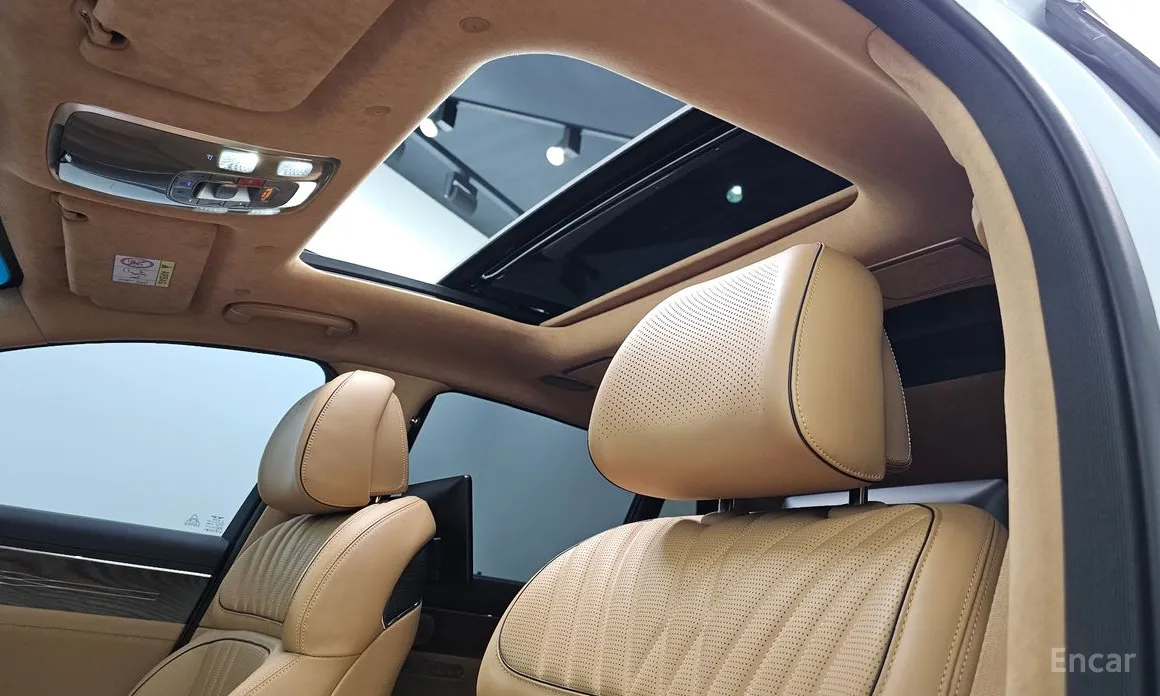 Фото 17 - Genesis G90