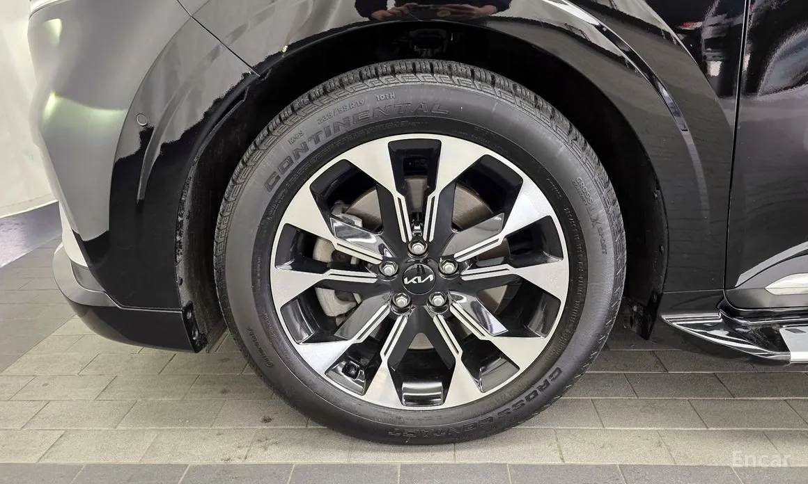 Фото 5 - Kia Carnival