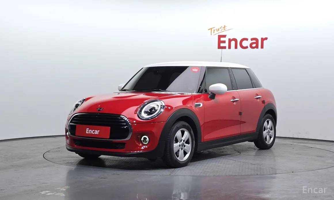 Фото 1 - Mini Cooper