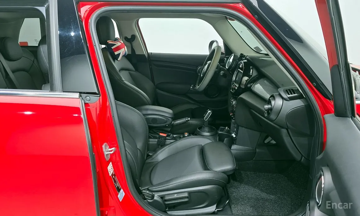 Фото 11 - Mini Cooper