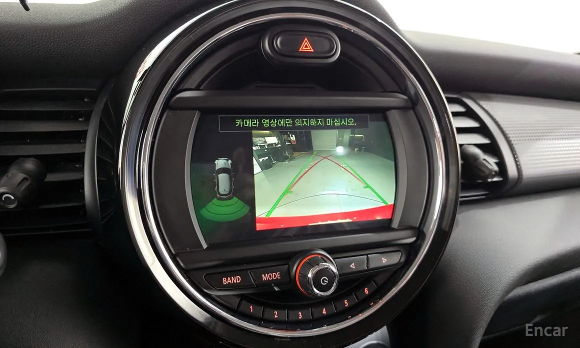 Фото 15 - Mini Cooper