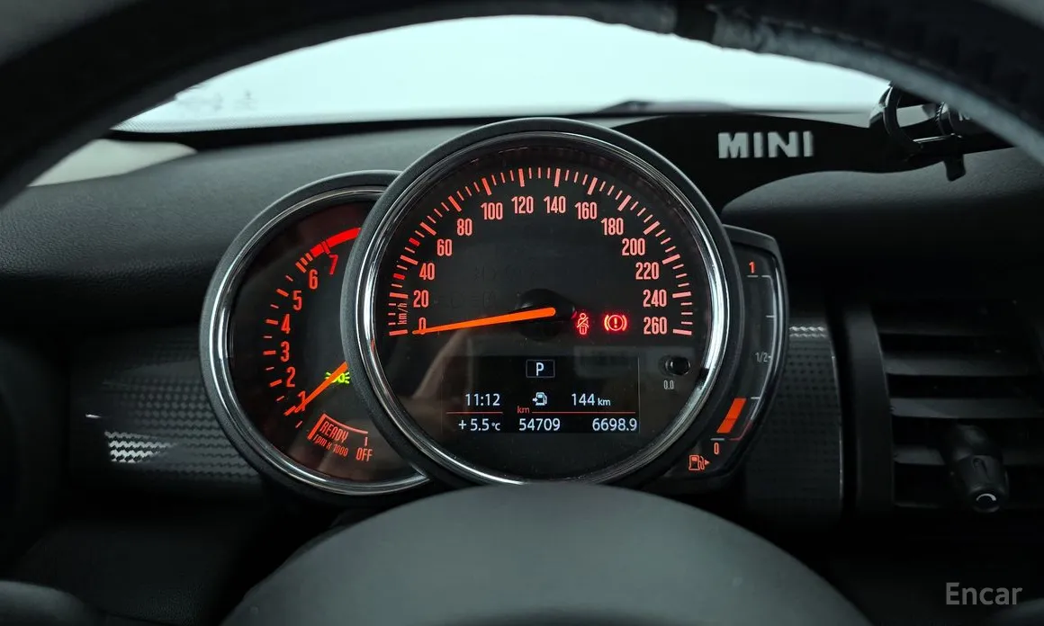 Фото 8 - Mini Cooper