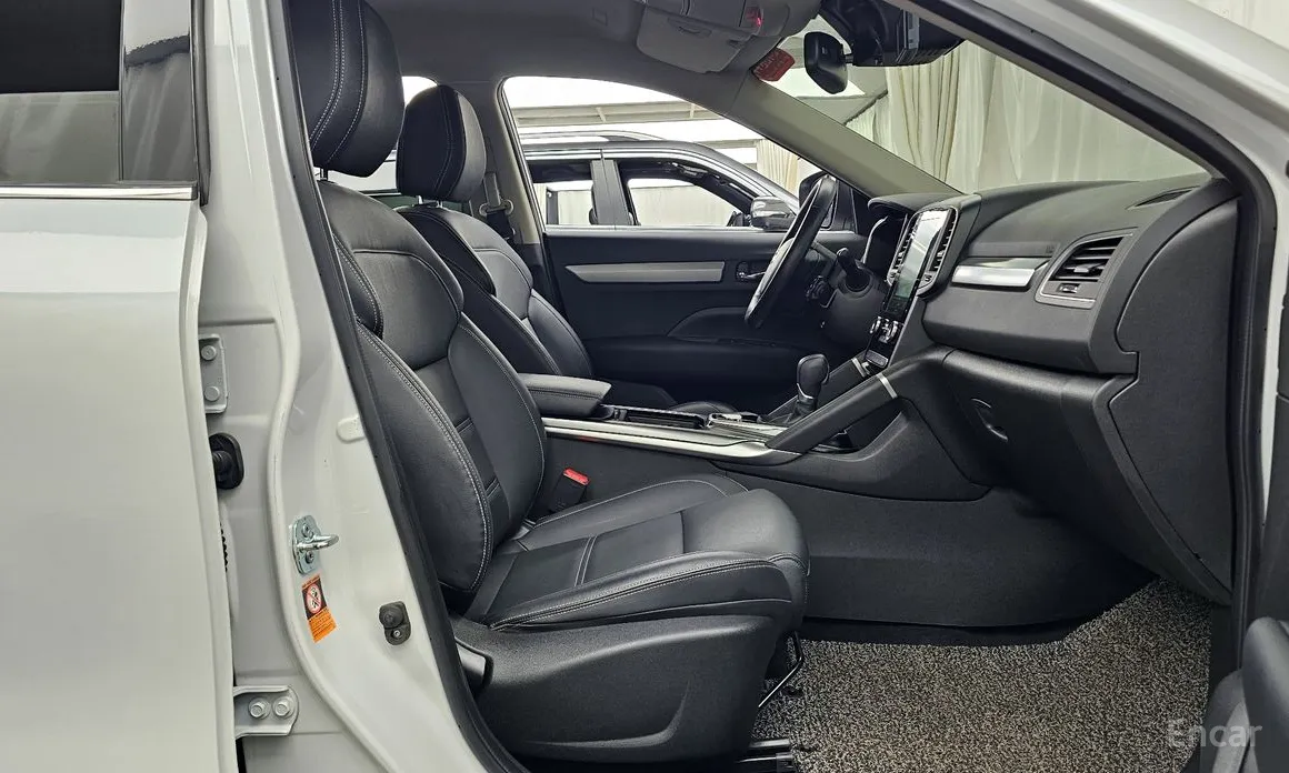 Photo 11 - Renault QM6