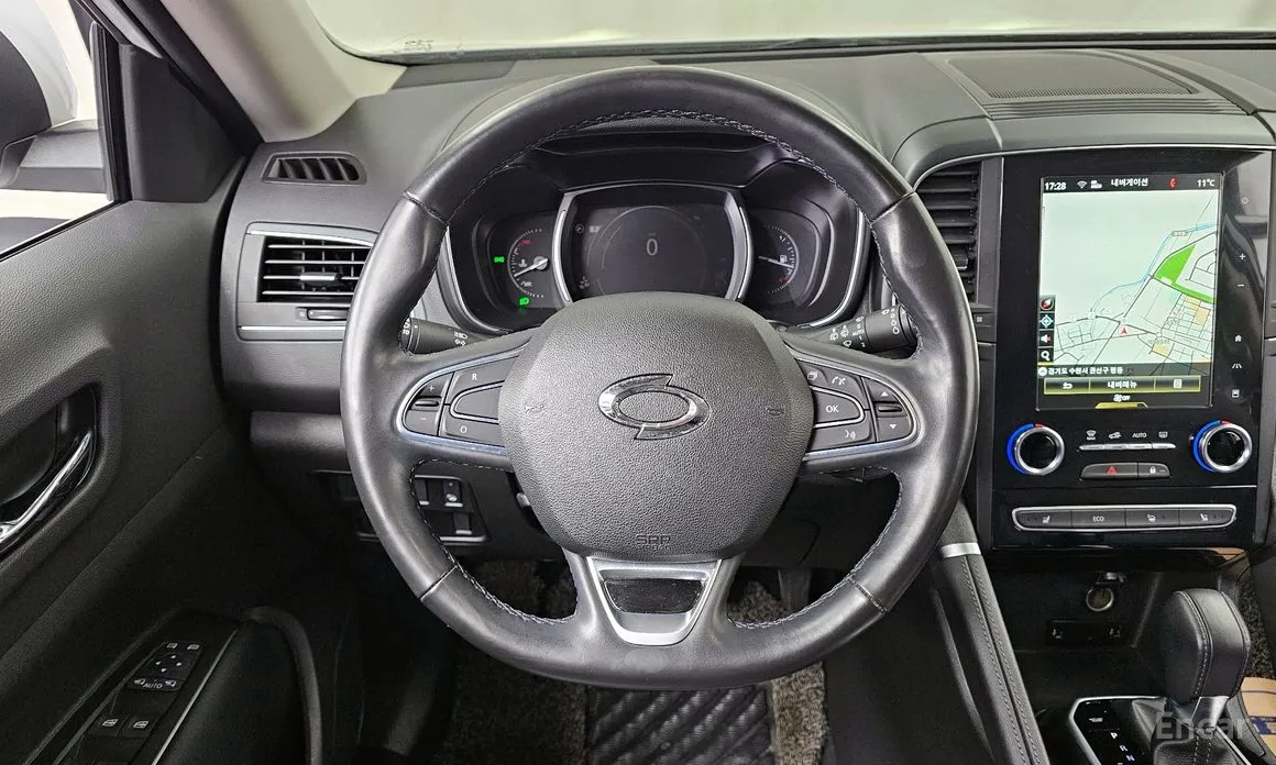 Photo 13 - Renault QM6