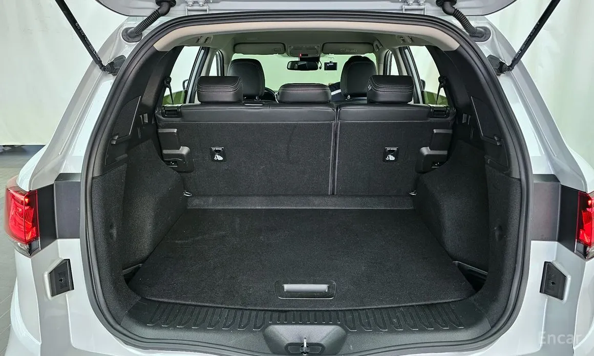 Photo 20 - Renault QM6