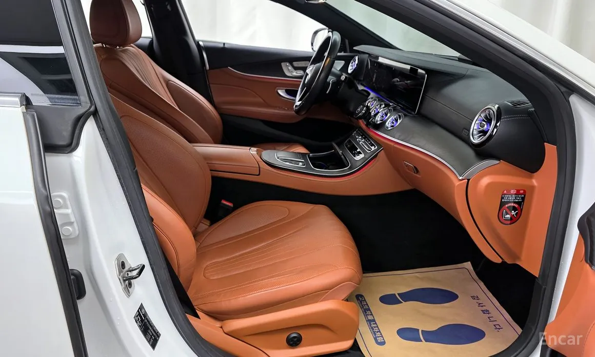 Фото 11 - Mercedes-Benz CLS-Class